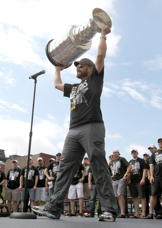 Tim Thomas was the top pick in the pool. Now it's time for him to shave.